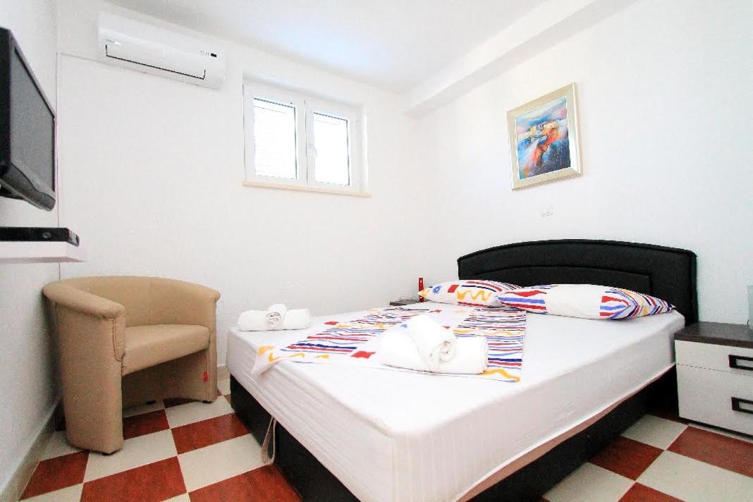Ferienwohnung Genesis Trogir Exterior foto